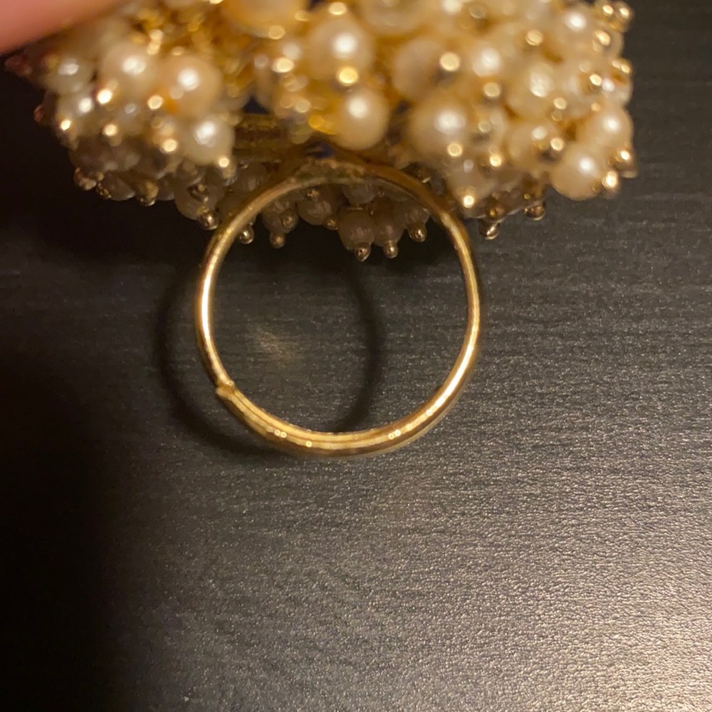 Ring - Picture 4 of 4